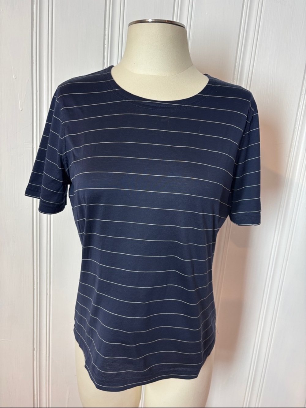 BROOKS BROTHERS Navy White Stripe Luxury Cotton Tee - Size M